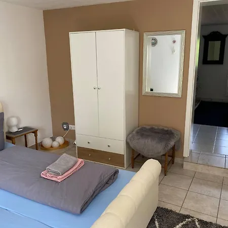 Eschbach Hof 2 Am Nuerburgring Apartment *
